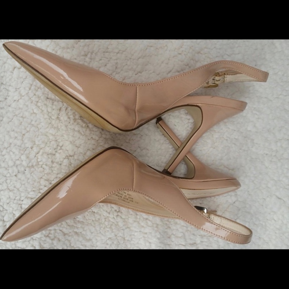 Shoes - Picture 3 of 4